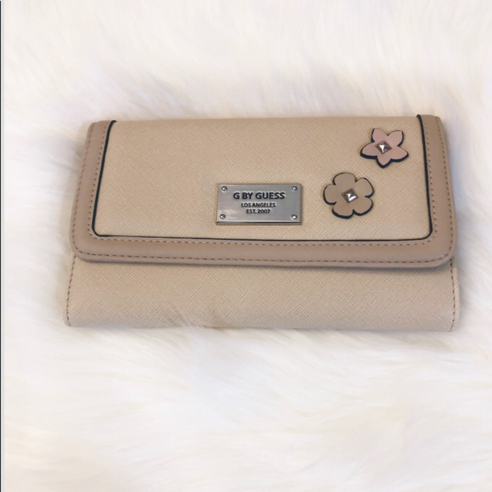 G by GUESS Wallet